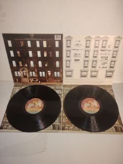 Double LPs 1975 Led Zeppelin Physical Graffiti Vinyl Record Albums - in very good condition