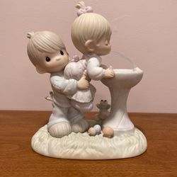 Precious Moments “Your Love Is So Uplifting”