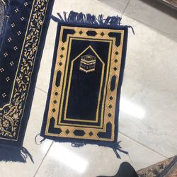 Small Praying Tug For Babies 