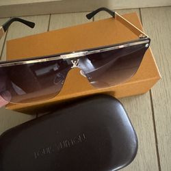 *NEW* Louis Vuitton Sunglasses 