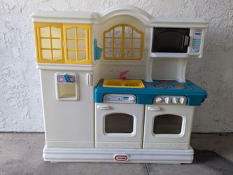 Little Tikes Country Kitchen Play Set