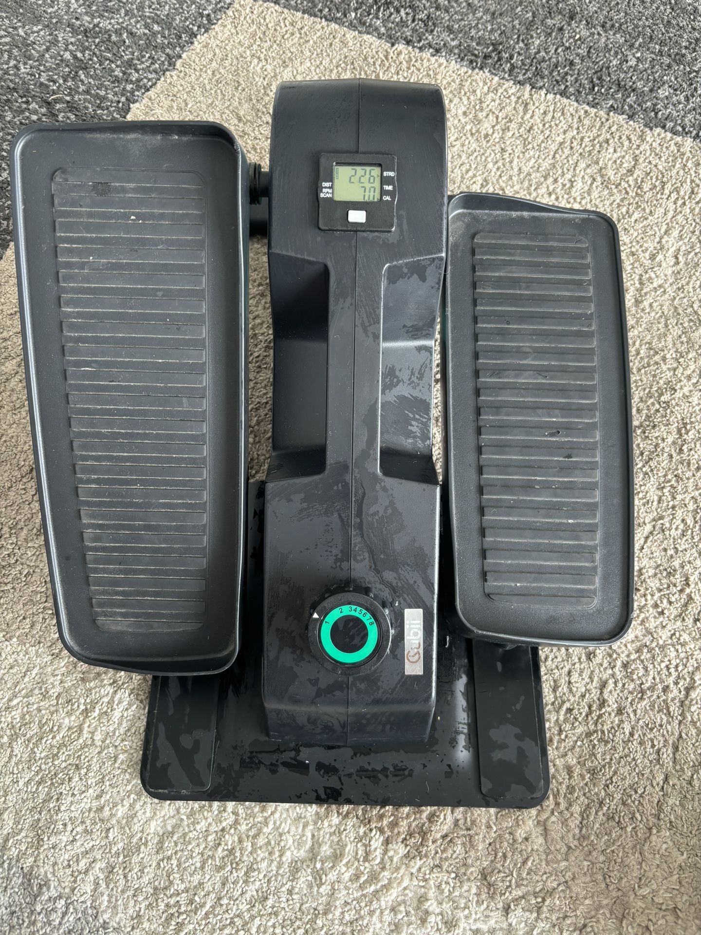Cubii Jr1