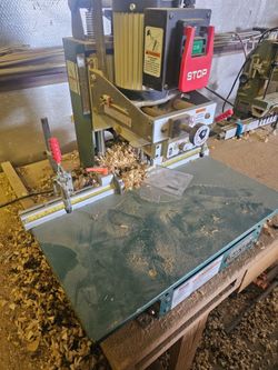 Grizzly door hinge bore machine
