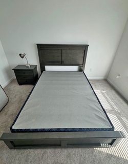 Queen Bed frame - Marco de cama