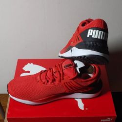 
(NEW  10 BOX)

PUMA Men's Pacer Future Classic Sneakers Athletic & Noir Puma Blanc

SIZE:  (11.5 US)