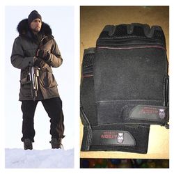 MOVIE WARDROBE - Resident Evil: Retribution Luther’s (Boris Kodjoe) Screen Worn Gloves 