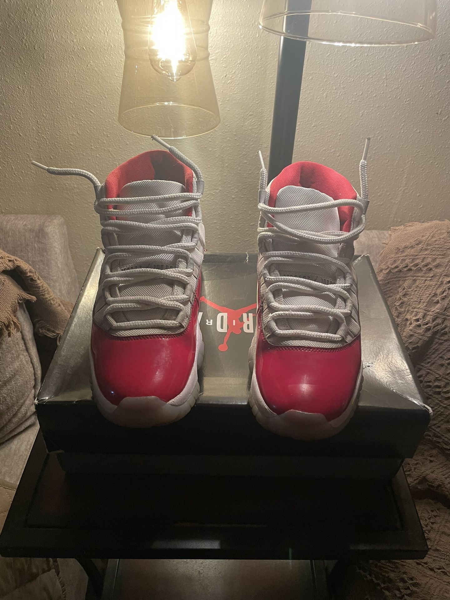Air Jordan 11 retro Cherry 11