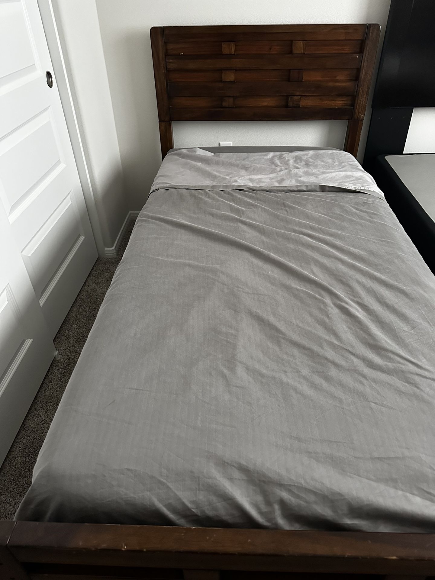 Twin Bed