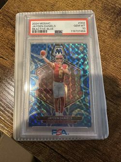 2024 Panini Mosaic - Rookies Jayden Daniels #302 Reactive Blue Mosaic Prizm (RC)