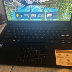 ASUS VIVOBOOK Windows 11 Pro