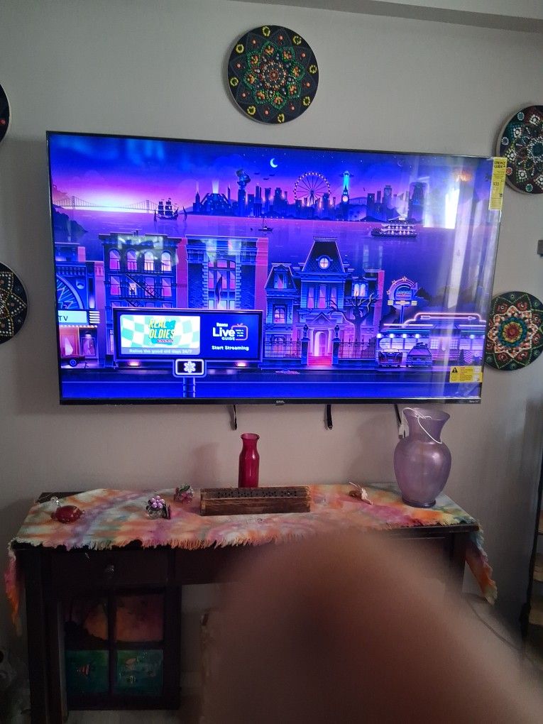 55 Inch TV New
