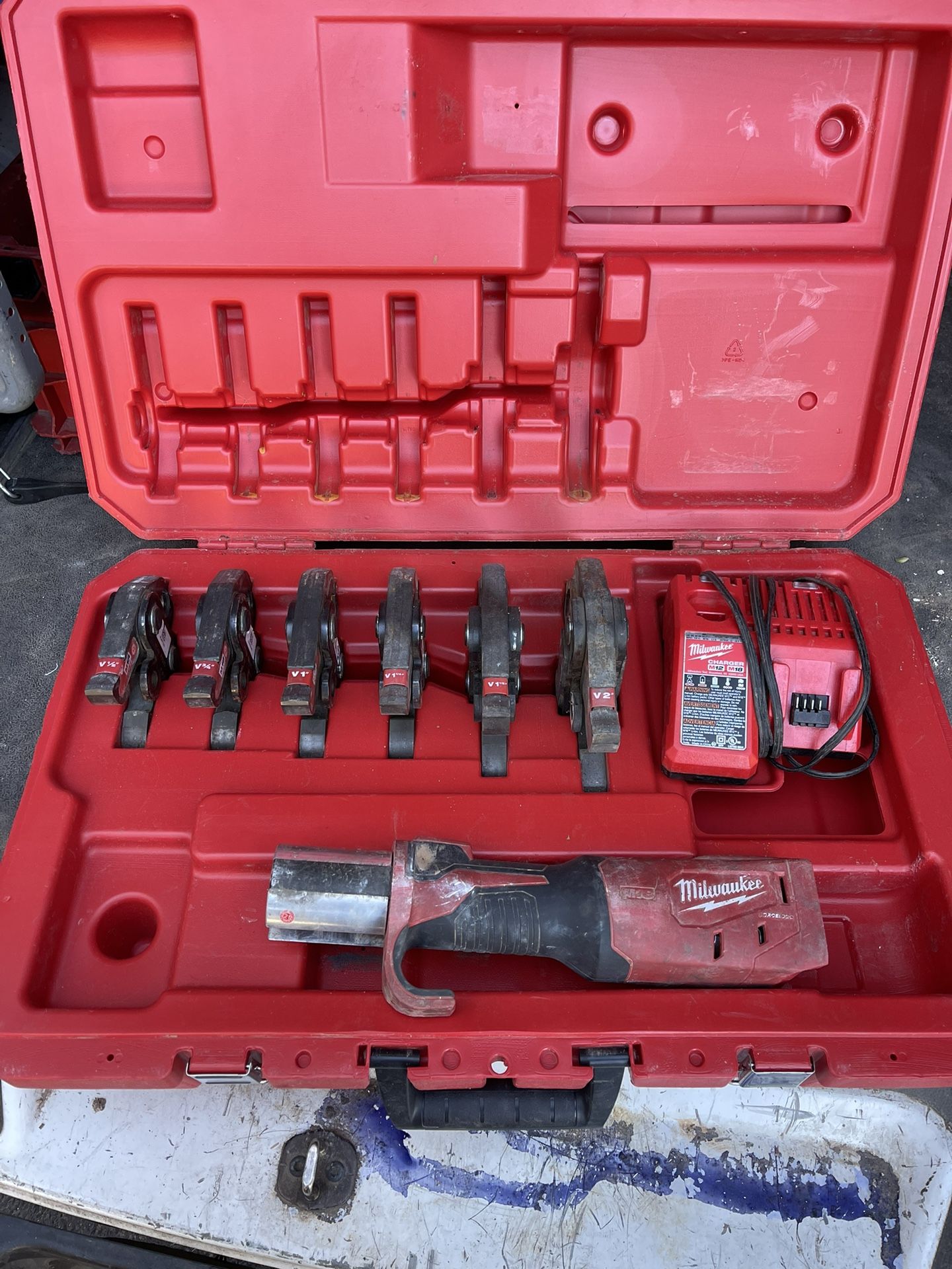 Milwaukee Propress Press Tool for Sale in Phoenix, AZ - OfferUp