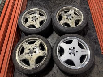 Staggered AMG Monoblock 18 inch Mercedes wheels with old tires