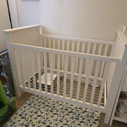 Baby Crib / Heavy Duty