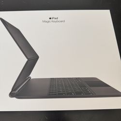 iPad Pro Magic Keyboard 12.9”