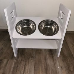 Adjustable Dog Bowl Stand