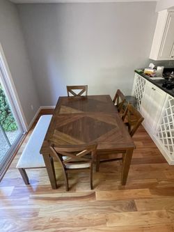 Moving Out Items on Sale - Dining Table + Chairs + Bench + Expandable