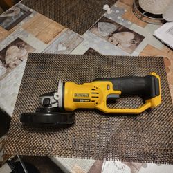 Dewalt Grinder