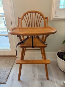 Wood Highchair