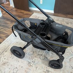 Evenflo Pivot Explore Wagon 