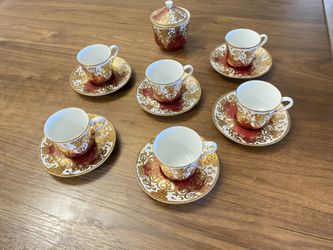 Vintage Gold Tea Cup Set