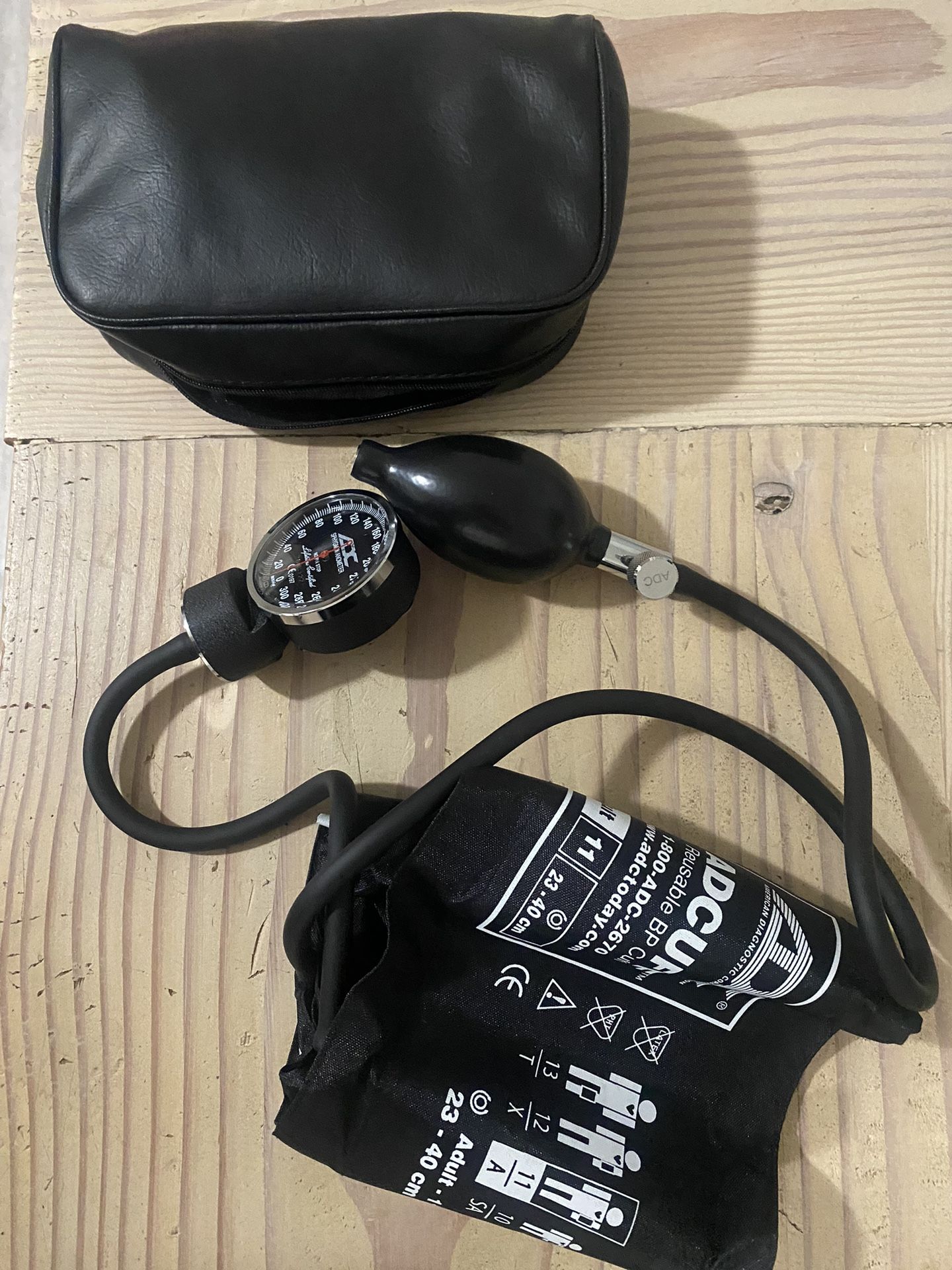 Blood Pressure Cuff With Sphygmomanometer And Bag,ADC