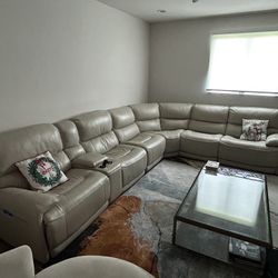 La-Z-boy Ava Ivory Leather 7 Piece Reclining Sectional