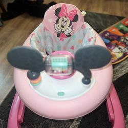 Minnie Mouse Walker