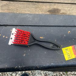 Grill brush 