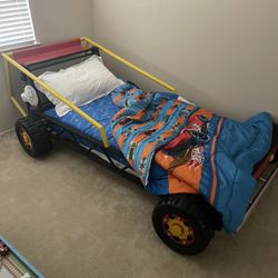 Race Car Bed With Mattress And hot wheel Sheets And Comforter