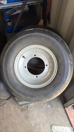 Kenda Dune Runner AT22x8-10 Tire and Rim x4