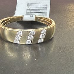 14k Diamond Wedding Band