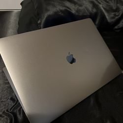 MacBook Pro 16-inch 2019