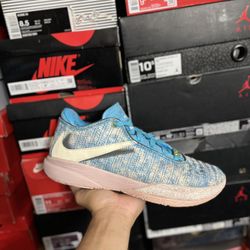 Lebron 20 All Star size 10.5 VNDS