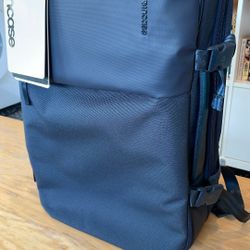 Incase Travel Pack