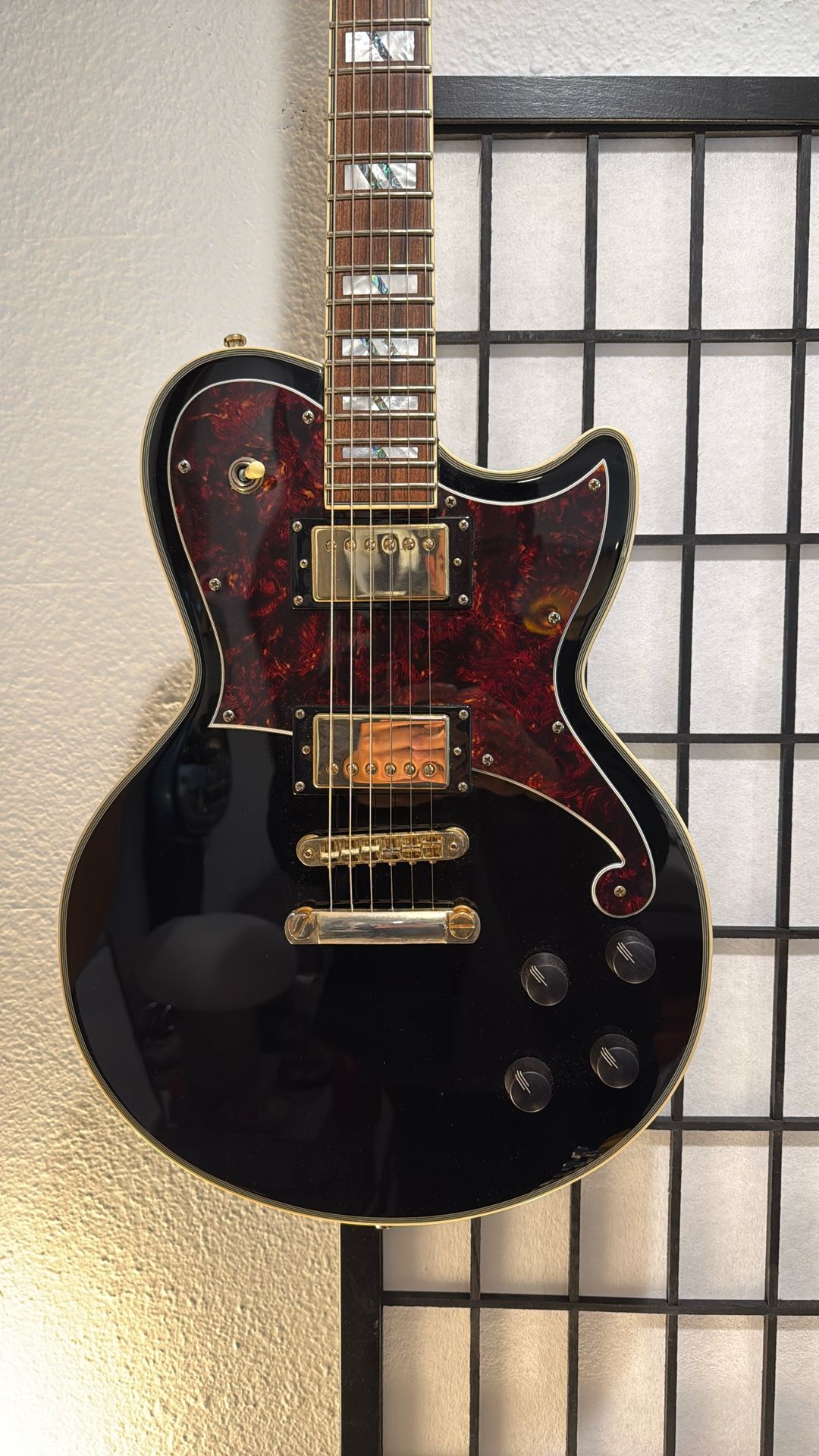 D’Angelico Deluxe Atlantic Electric Guitar
