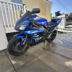 2002 Yamaha R1