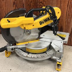 Dewalt Mitre Saw Double Bevel W/ Mounts 