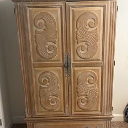 Armoire