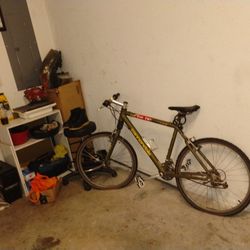 26" Cannondale Bike $125.00 As Is Obo