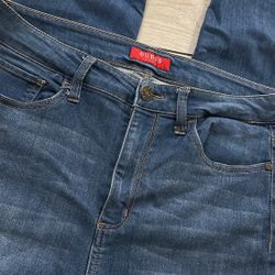 Women Guess Jeans 👖