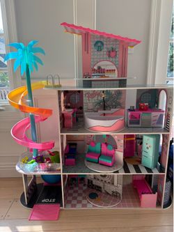 LOL Doll House