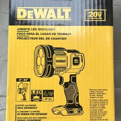 DeWalt 20V MAX 1500 lm Black/Yellow LED Jobsite Spotlight