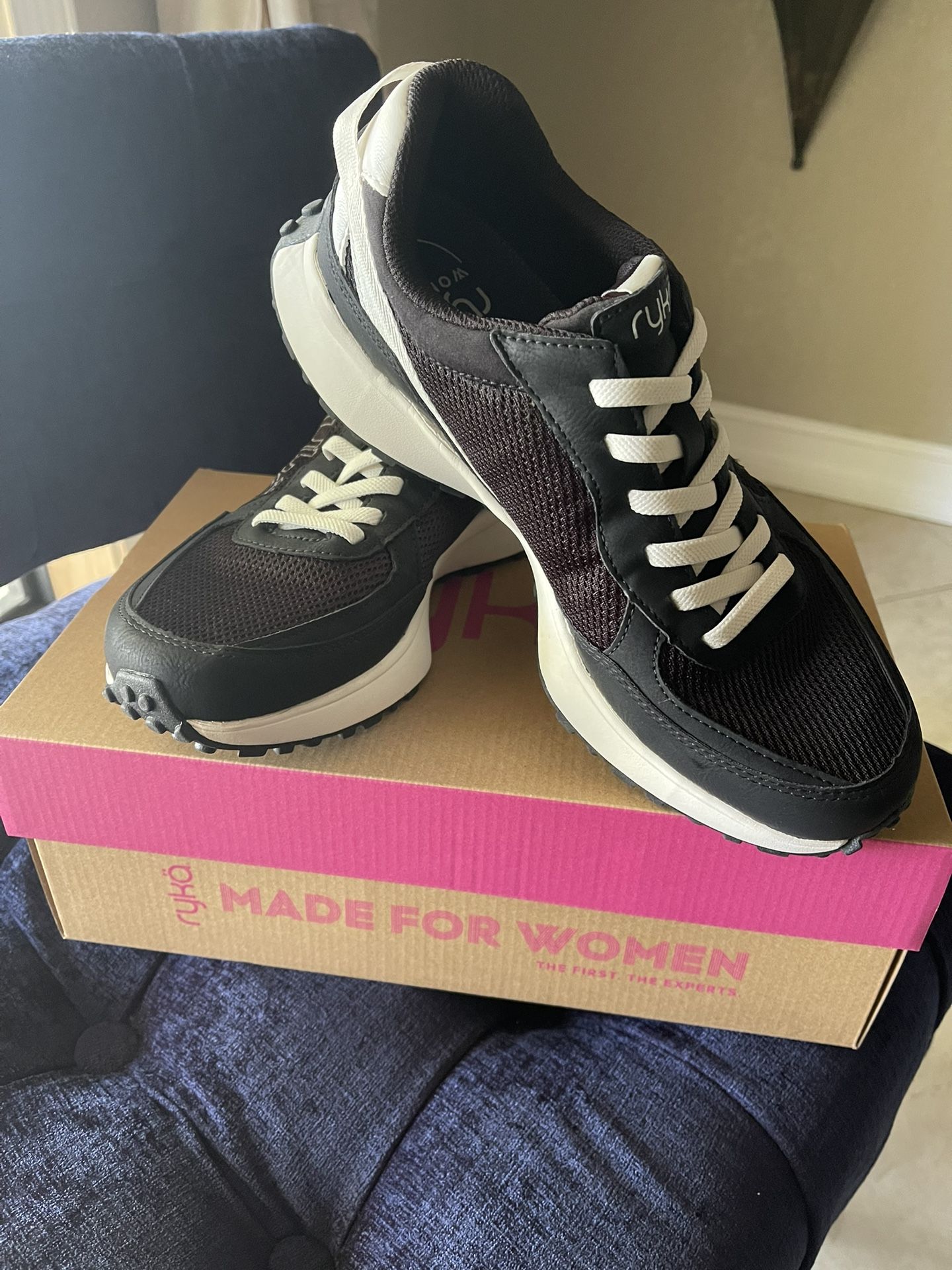 NEW IN BOX - RYKA Womens Black Slip On Sneakers