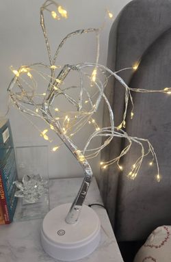 Decoration lamp or side table lamp