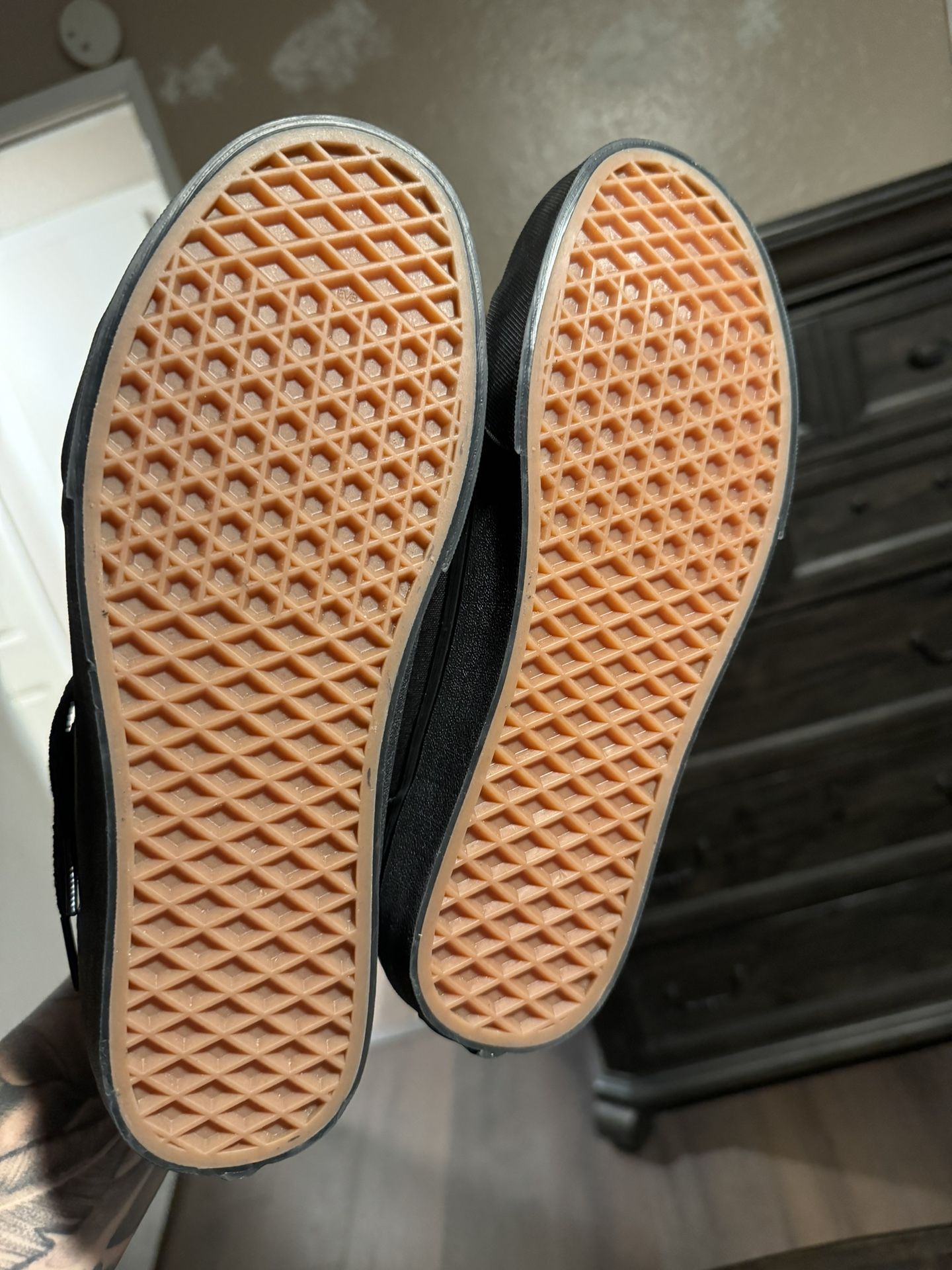 Size 8 Men Vans New. 