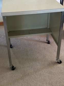HEAVY DUTY METAL DESK