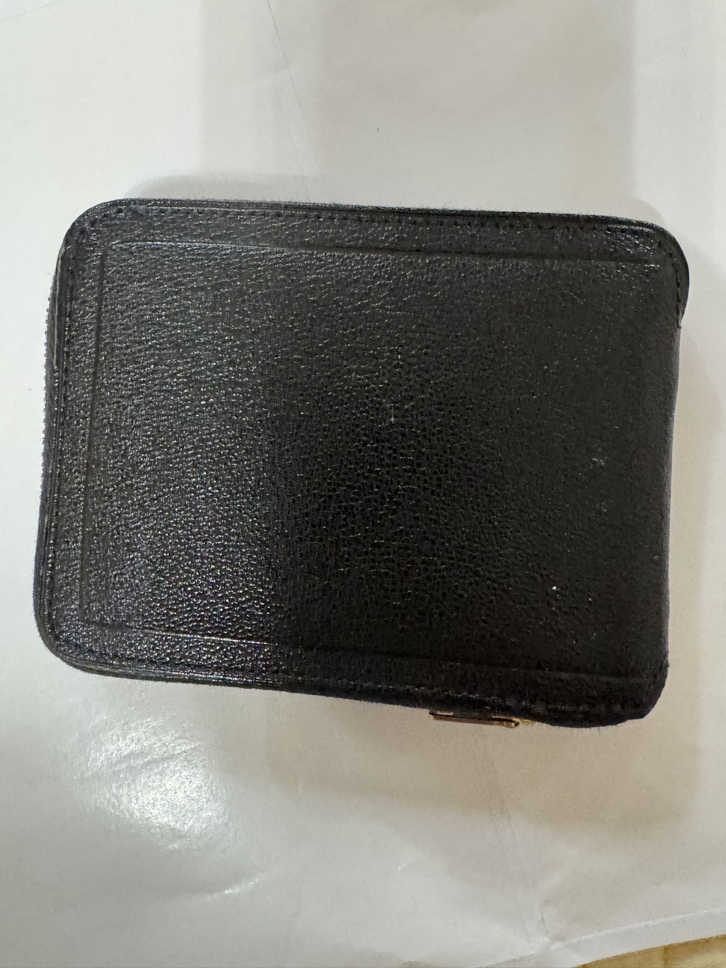 Vtg NOYMER black LADIES Folding MOROCCO LEATHER Wallet SLIDE CLASP zip around. Id credit cards