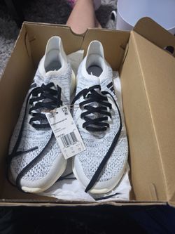 Brand new Future natural W