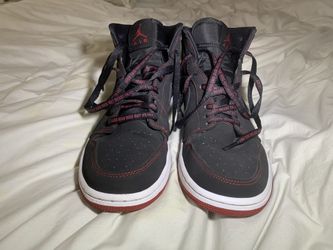 Jordan 1 Mid “Fearless” black size 10